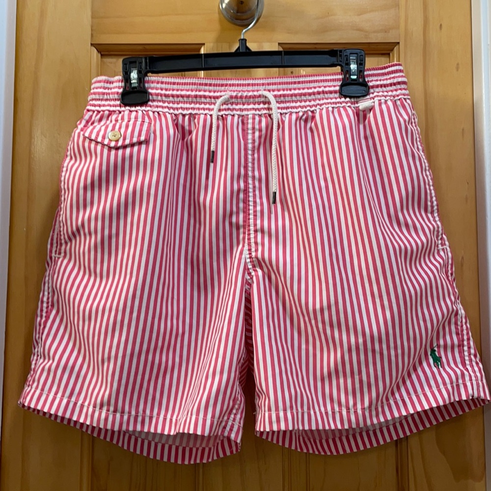Men’s board shorts